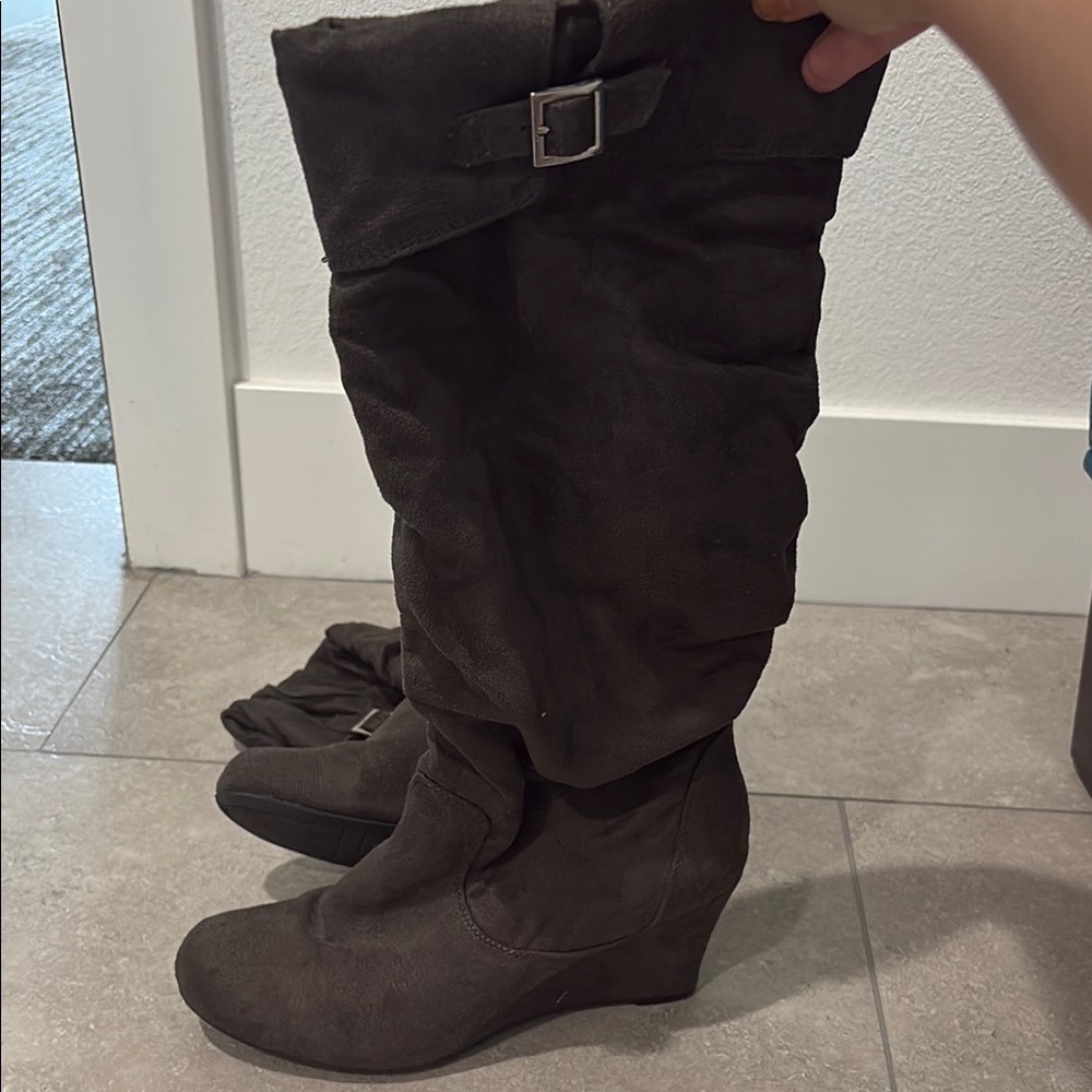 Grey Knee High Boots with Wedge Heel and Buckle Detail